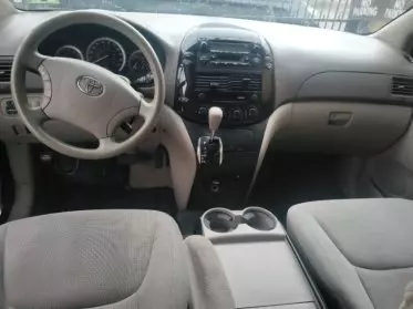 Toyota Sienna