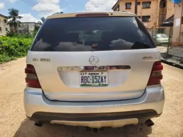 Mercedes-Benz ML 350