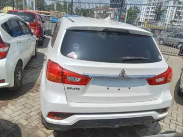 Mitsubishi RVR