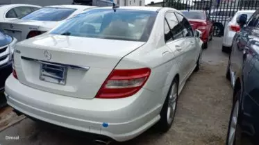 Mercedes-Benz C 300