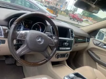 Mercedes-Benz ML 350