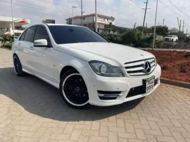 Mercedes-Benz C200