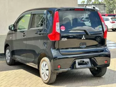 Mitsubishi ek custom