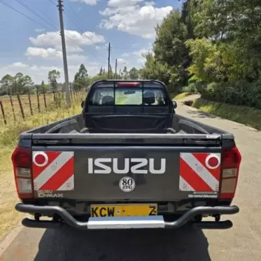Isuzu D-Max