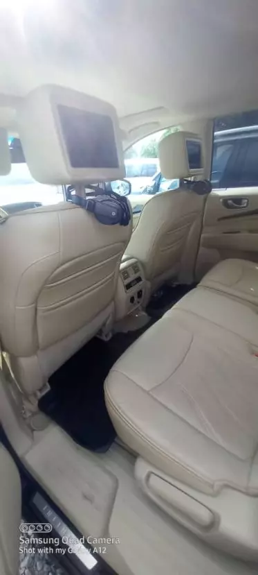 Nissan Infiniti