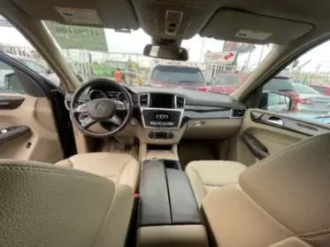 Mercedes-Benz ML 350