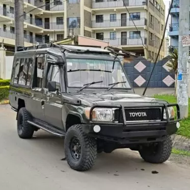 Toyota Land Cruiser