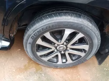 Toyota Landcruiser  V8