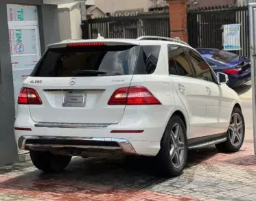 Mercedes-Benz ML 350