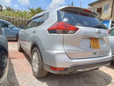 Nissan EXTRAIL HYBRID