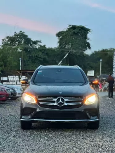 Mercedes-Benz GLC 300