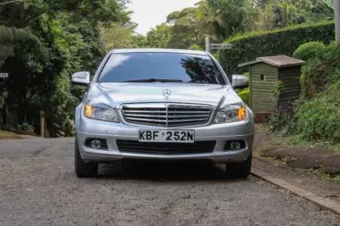 Mercedes-Benz C200