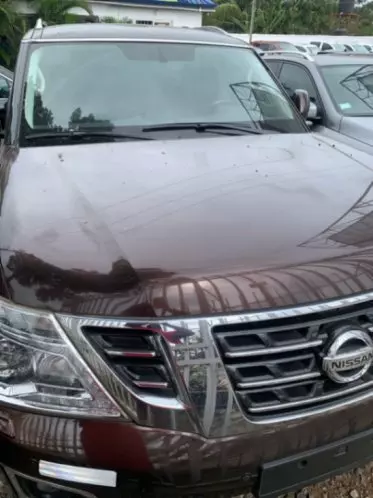 Nissan NAVARA LE +