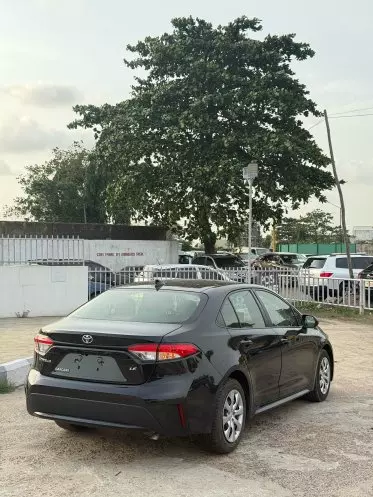 Toyota Corolla Cross (High Grade)