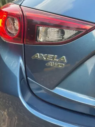 Mazda Axela 