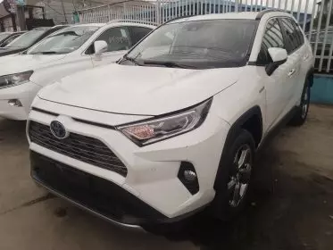 Toyota Rav 4 8AT 2.5l (Adventure Grade)
