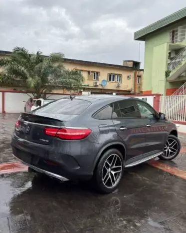 Mercedes-Benz GLE 450