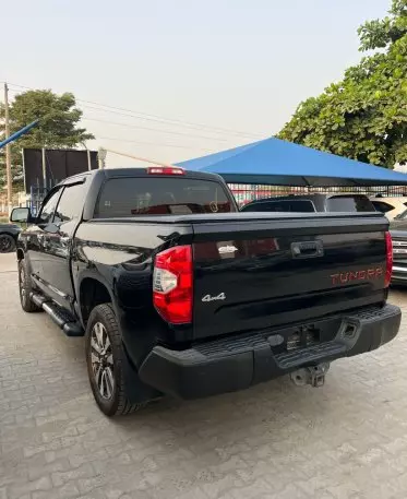 Toyota Tundra