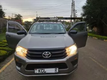 Toyota Hilux 
