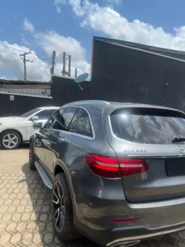 Mercedes-Benz GLC 300