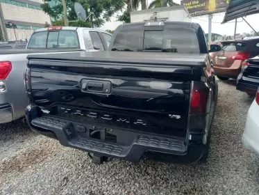Toyota Tacoma