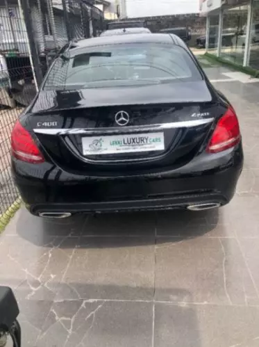 Mercedes-Benz C400