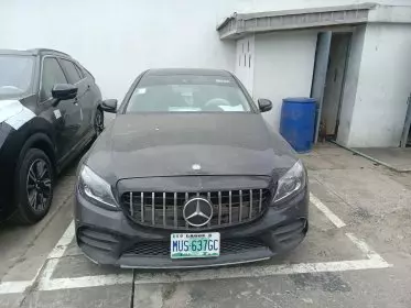 Mercedes-Benz C 300