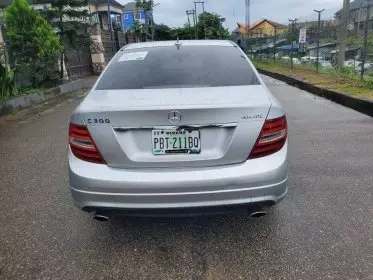 Mercedes-Benz C 300
