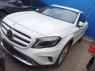 Mercedes-Benz GLA 250