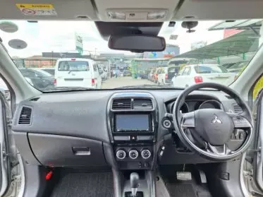 Mitsubishi RVR