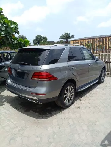 Mercedes-Benz GLE 350