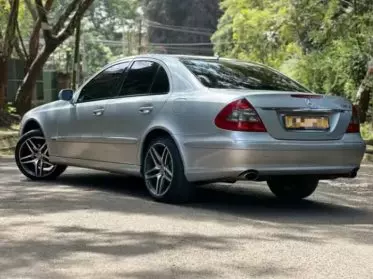 Mercedes-Benz E 350