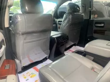 Toyota Sequoia