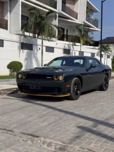 Dodge Challenger