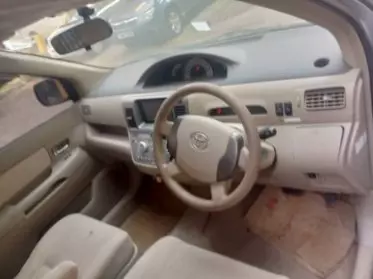 Toyota Raum