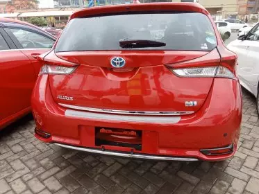 Toyota Auris Hybrid