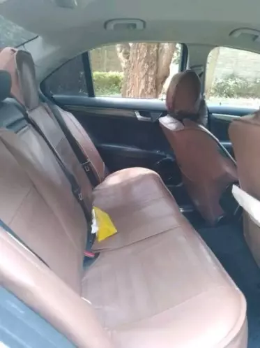 Mercedes-Benz C200