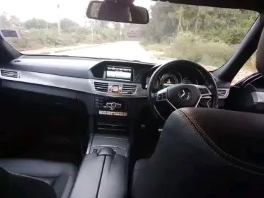 Mercedes-Benz E250