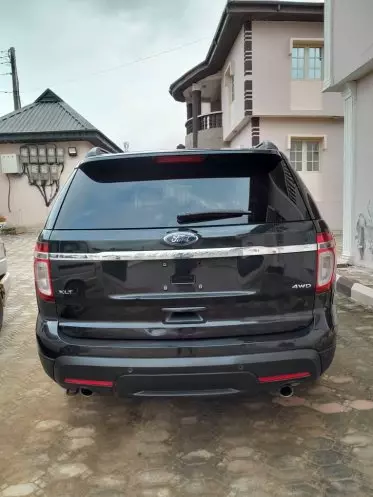 Ford Explorer