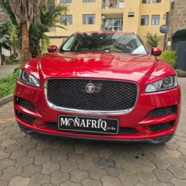 Jaguar F-Pace