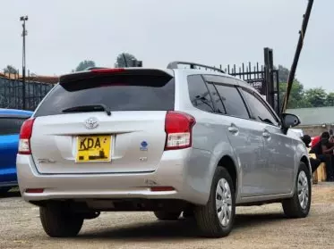 Toyota Fielder 