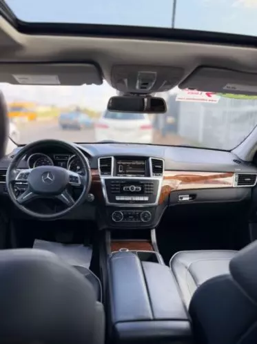 Mercedes-Benz ML 550