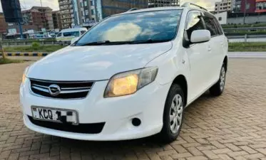 Toyota Fielder 