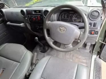 Toyota Land Cruiser Pick Up
