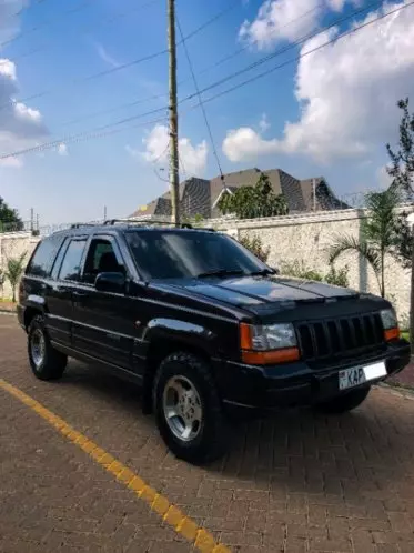 JEEP Grand Cherokee