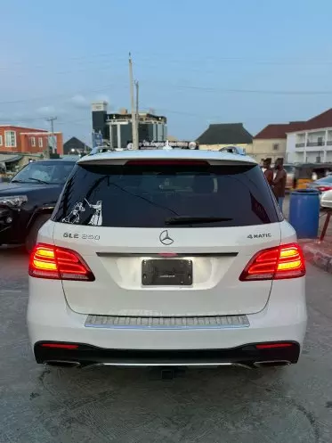 Mercedes-Benz GLE 350