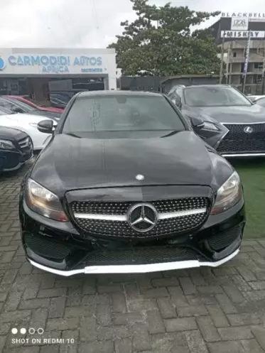 Mercedes-Benz C 300