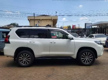 Toyota Landcruiser Prado