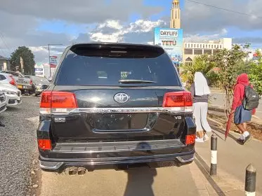 Toyota Landcruiser Prado