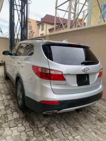 Hyundai Santa FE